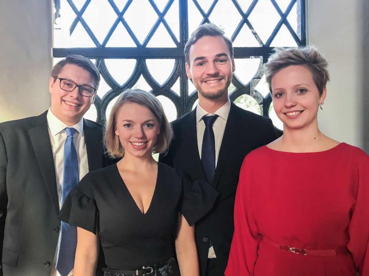 V.l.n.r.: Jasper Dijkstra, Emilie Wijers, Joris van Baar en Marie van Luijk