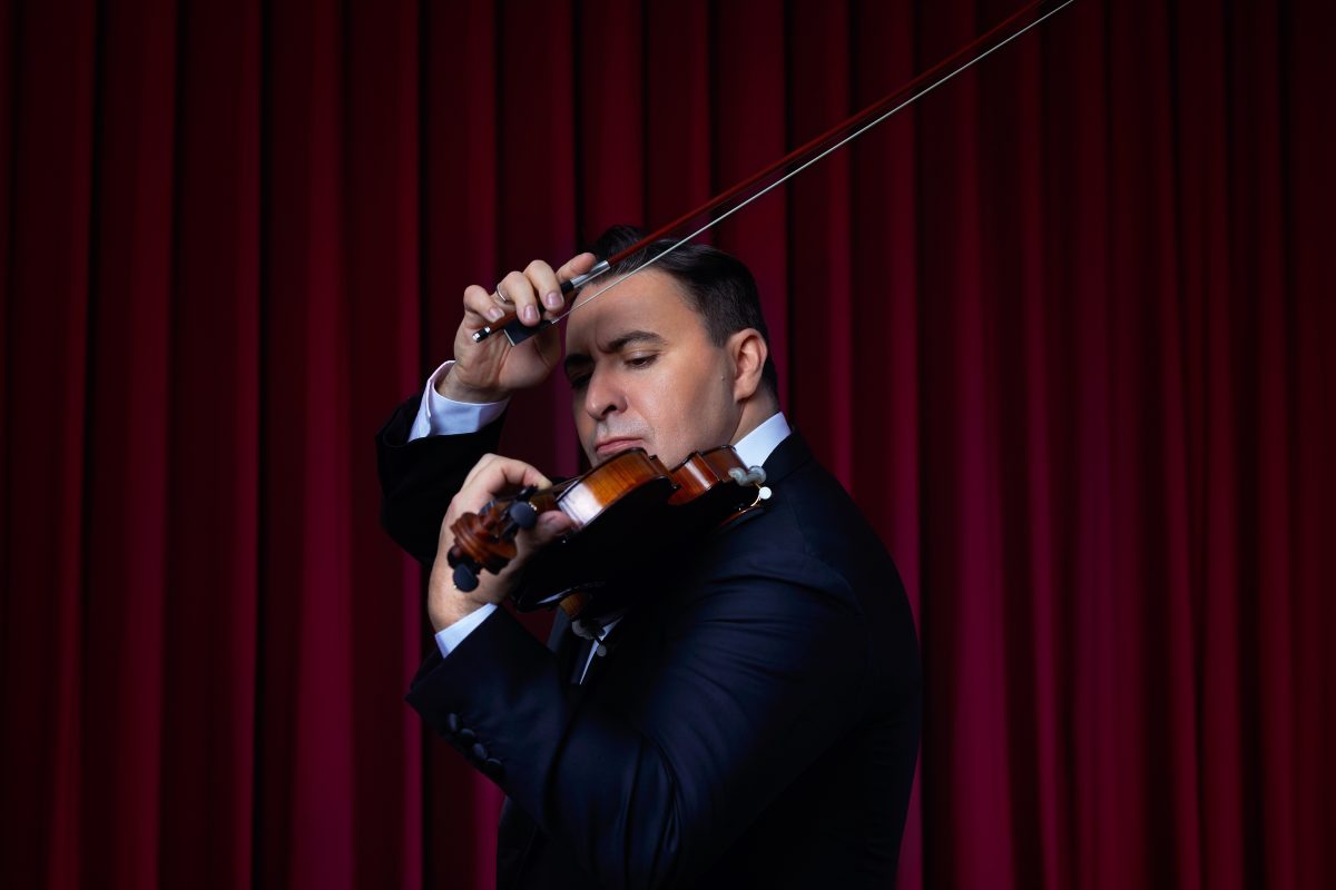 Maxim Vengerov opent met Sinfonia Amsterdam het nieuwe culturele seizoen in de Doelen in Rotterdam