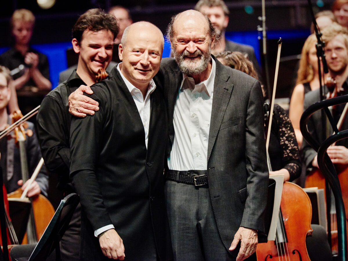 Arvo Pärt (rechts), hier met Paavo Järvi.