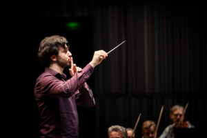 Martijn Dendievel, chef-dirigent van Symfonieorkest Vlaanderen vanaf 2026. Foto: Bjorn Comhaire
